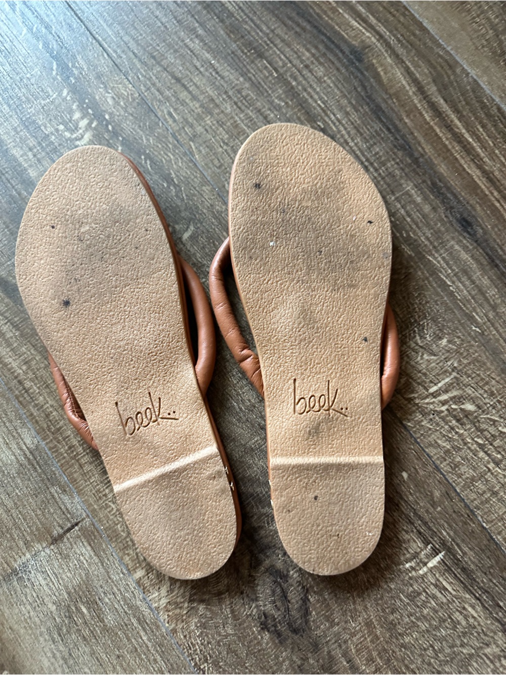 Beek Sunbird Puffy Padded Flip Flop Sandals - Women - Picture 4 of 4